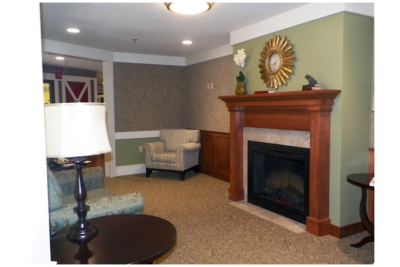Image of Edinboro Manor (3)