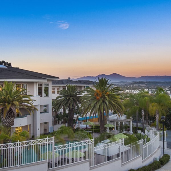 Image of Sea Bluffs, Ivy Signature Living (1)