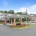 Colonial Harbor Gracious Retirement Living Hawthorn Senior Independent Living in Yorktown, Virginia front exterior