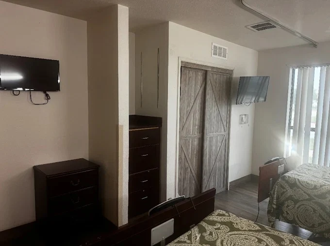 Image of Paradigm at Katy (3)