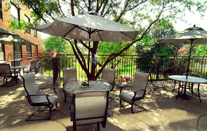 Image of Alden Poplar Creek Rehab & Hcc (2)