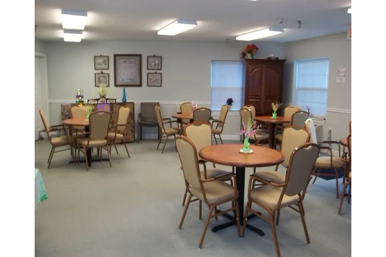 Image of Forest Ridge Manor (3)