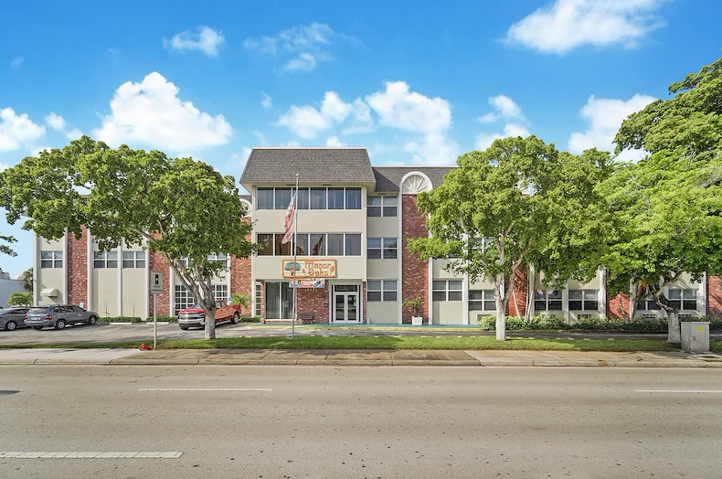 Image of Manor Oaks Nursing & Rehabilitation (1)