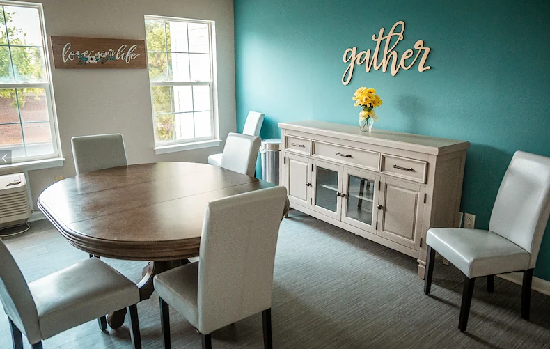 Image of The Manor (4)