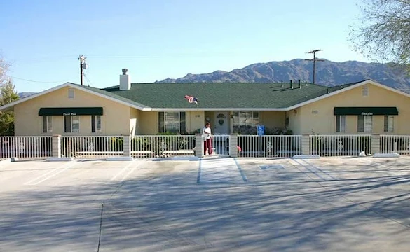 Image of Desert Rose Elder Care (1)