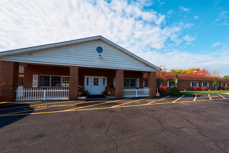 Image of Country Club Retirement Campus (1)