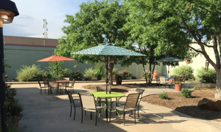 Image of Landmark at Desert Gardens (5)