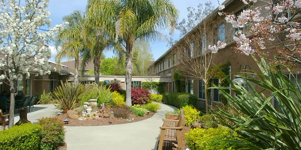 Image of Carlton Senior Living Downtown Pleasant Hill (2)