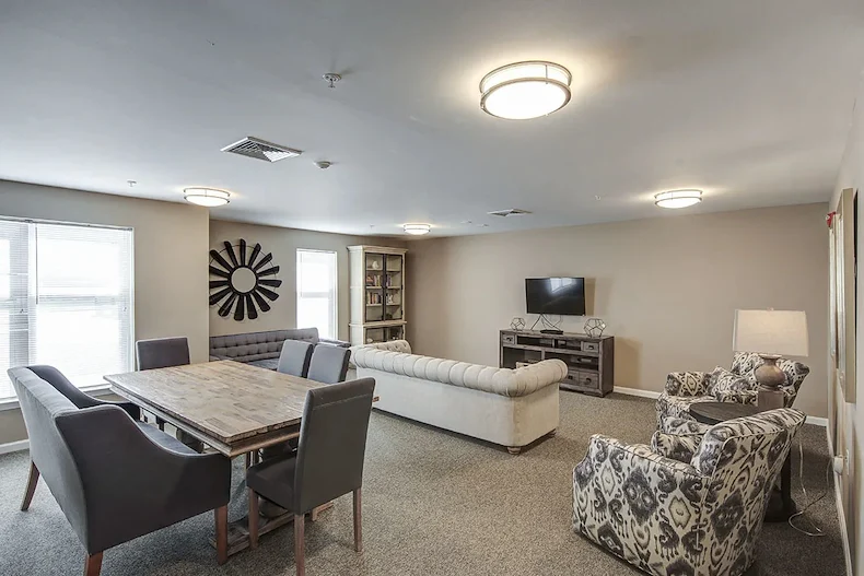 Image of Viewmont Square (3)