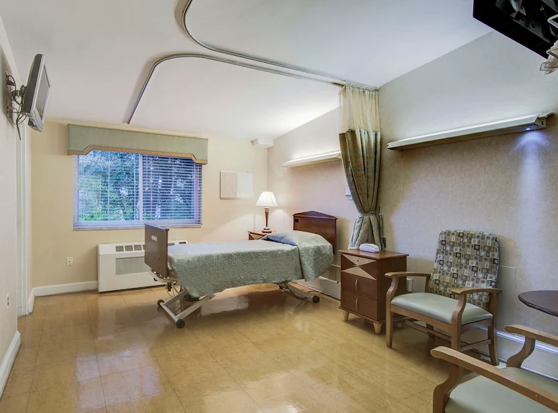 Image of Autumn Lake Healthcare At Chevy Chase (3)