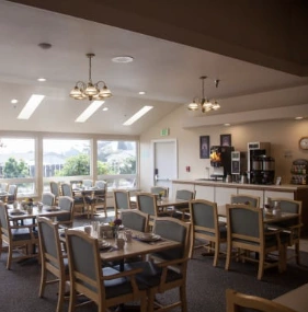 Image of Cap Sante Court Community (5)