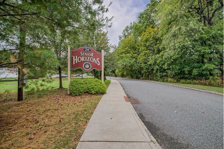 Image of Senior Horizons at Clifton (1)