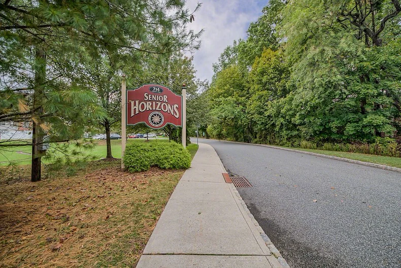 Image of Senior Horizons at Clifton (1)