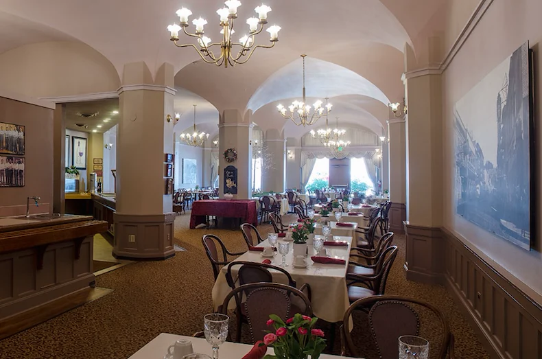 Image of The Eugene Hotel Retirement Community (3)