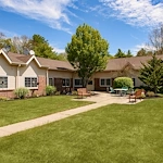 Image of The Oaks (4)