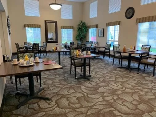 Avamere at South Hill senior living community offering assisted living and respite care in Spokane, WA, dining room
