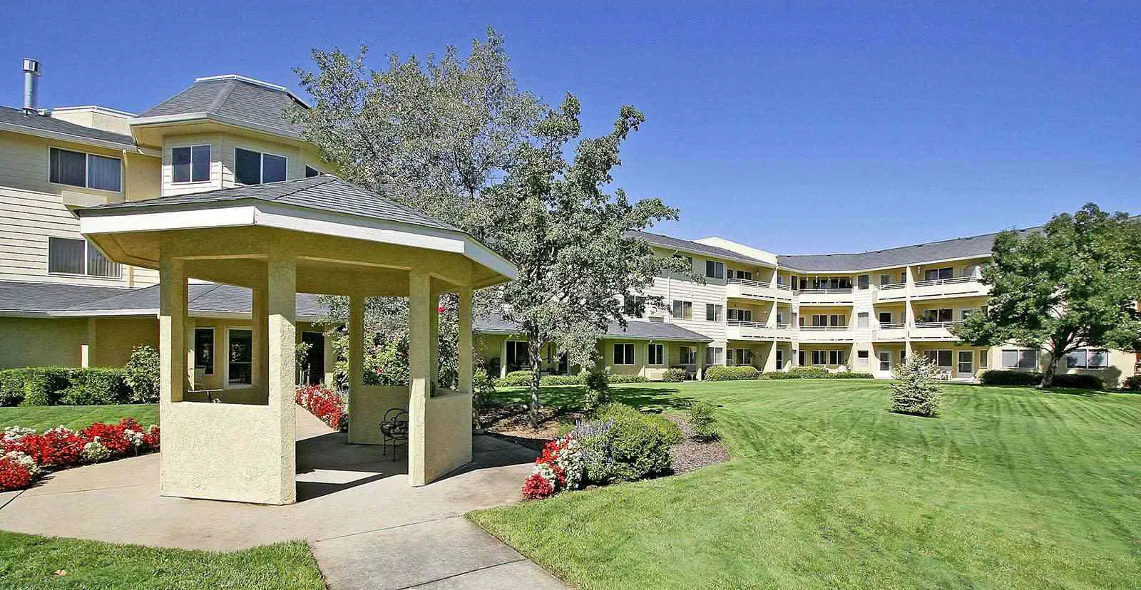 Image of Solstice Senior Living at Auburn (3)