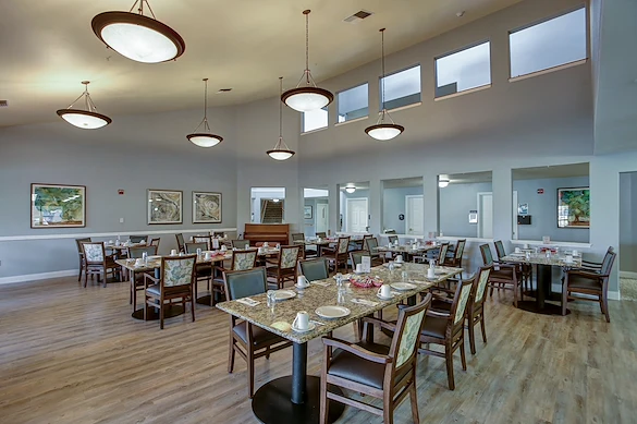 Image of Prestige Senior Living West Hills (6)