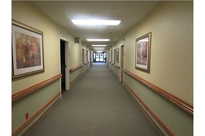Image of The Chateau of Truman Gardens (2)