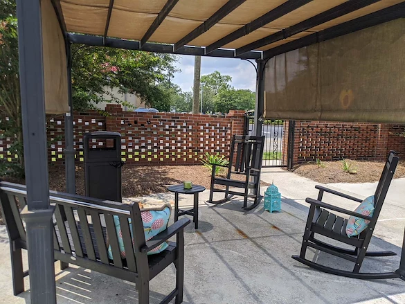 Image of Dogwood Plaza (6)