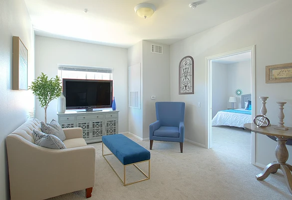 Image of Discovery Commons Raincross (7)