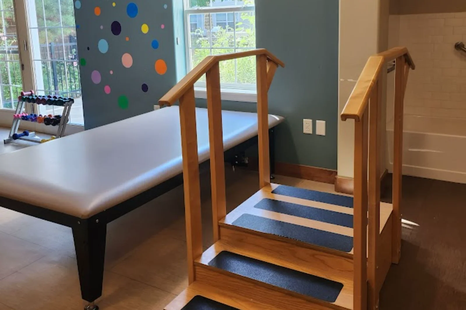 Image of The Suites at Holly Creek Care Center (9)