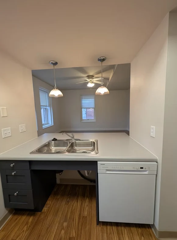 Image of Henry Stout (6)