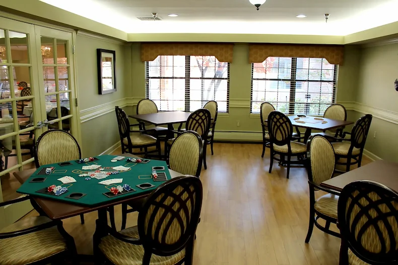 Image of Oakmont Livonia Senior Community (5)
