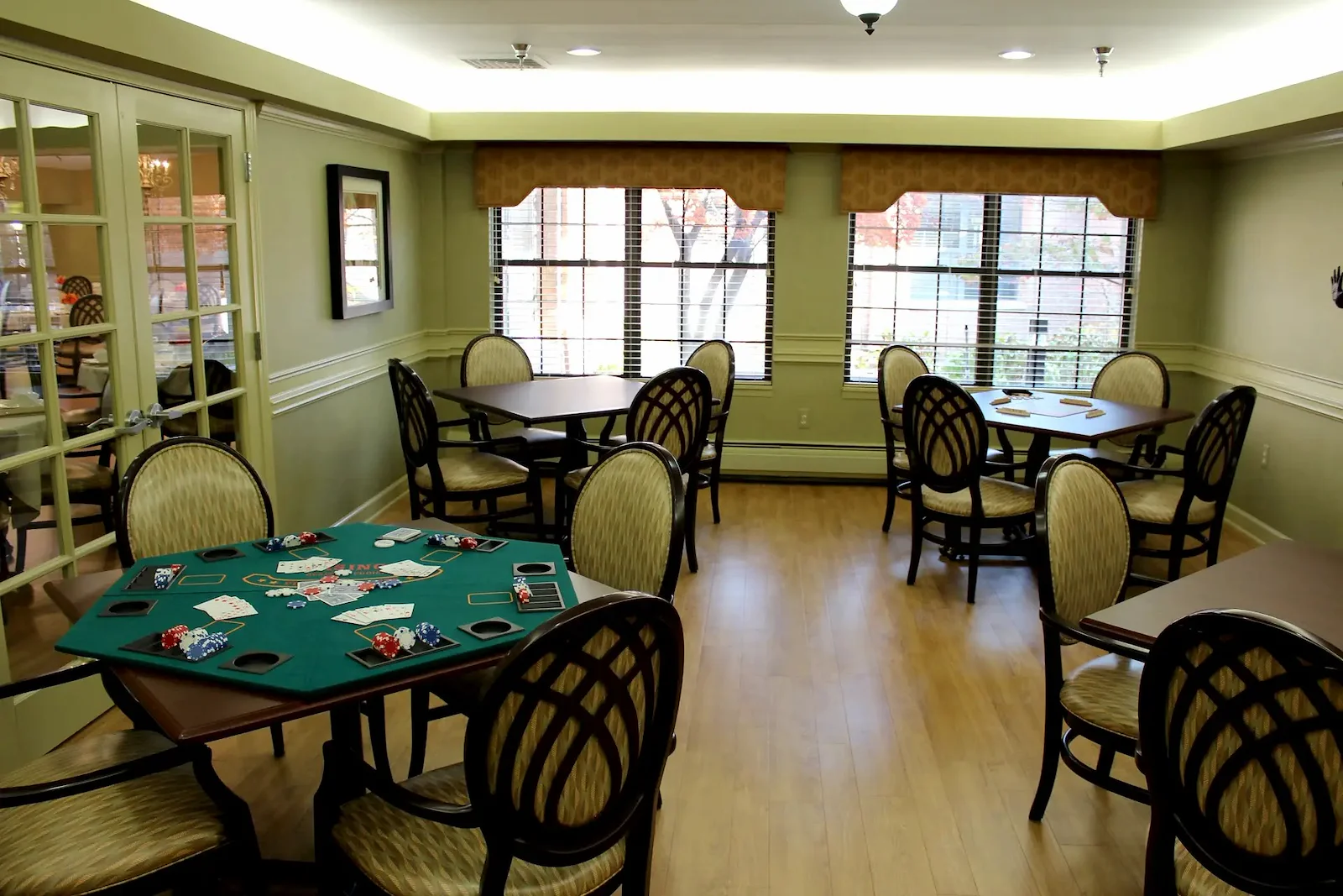 Image of Oakmont Livonia Senior Community (5)
