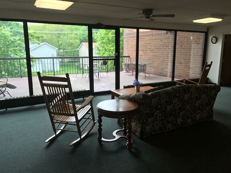 Image of Lakeland Apartments (3)