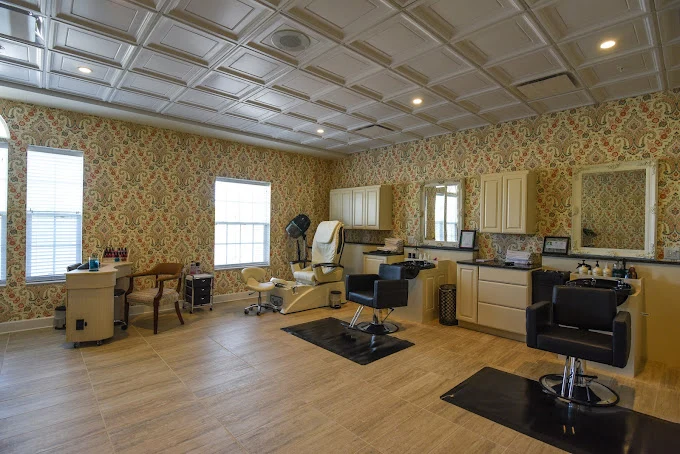 Highgrove at Tates Creek Lexington, KY, beauty salon