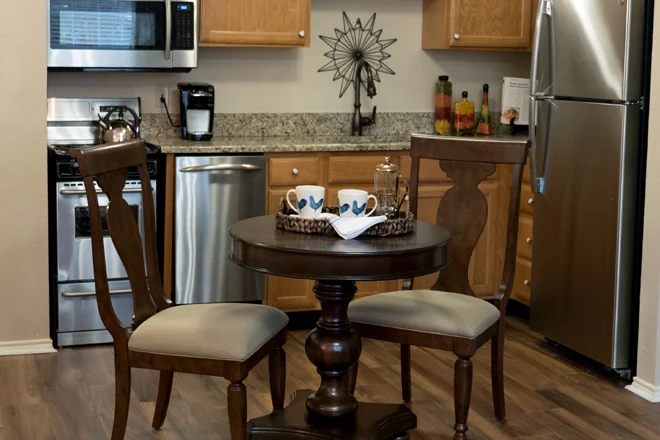 Brookdale Franklin Independent Living in Franklin, TN, apartment kitchen and dining room