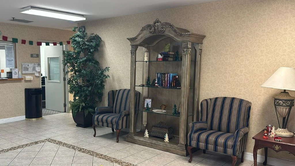 Image of Seven Oaks Rehabilitation And Healthcare Center (2)