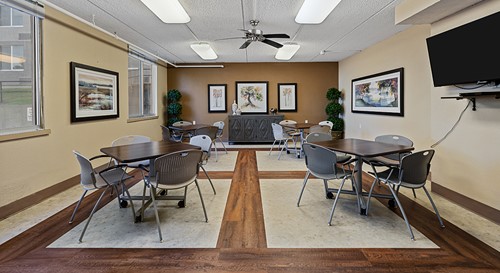 Image of Jordan Square Apartments (4)