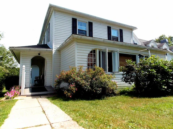 Image of Rose Of Sharon Home (2)