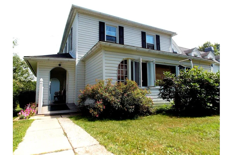 Image of Rose Of Sharon Home (2)