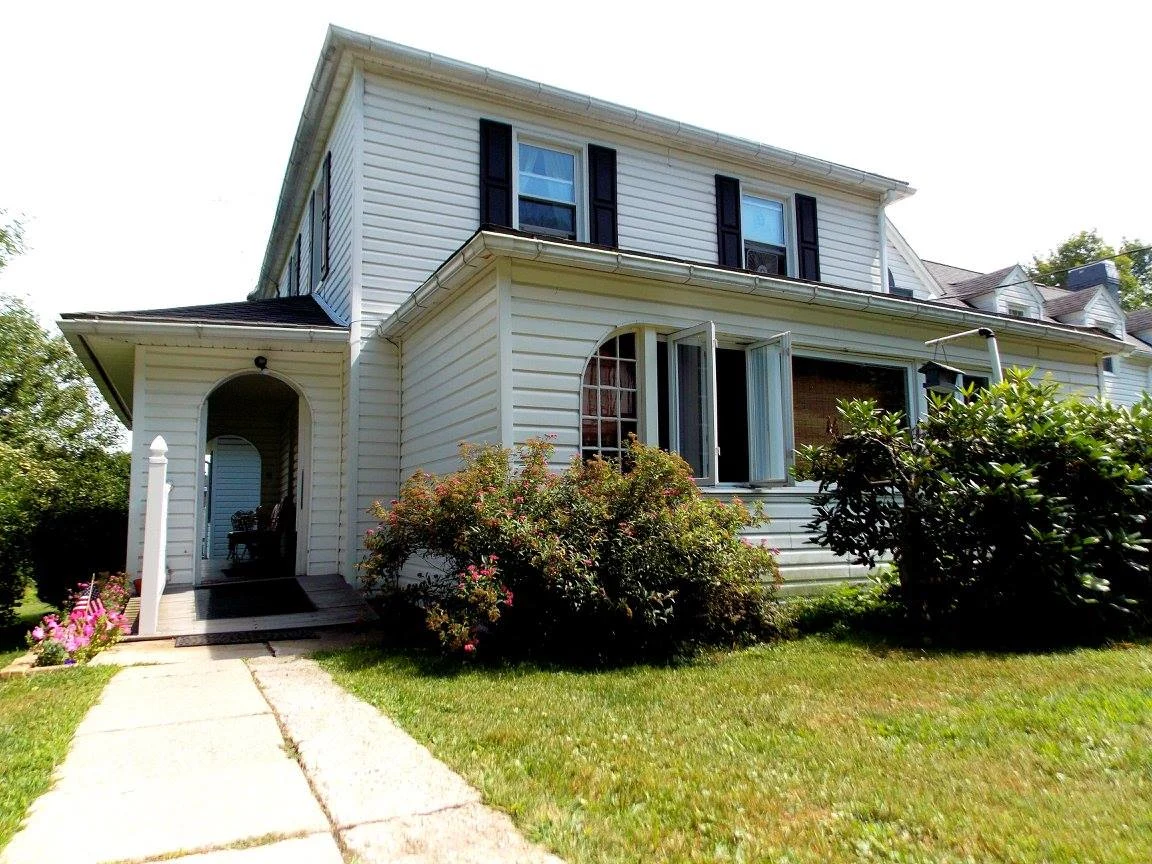 Image of Rose Of Sharon Home (2)