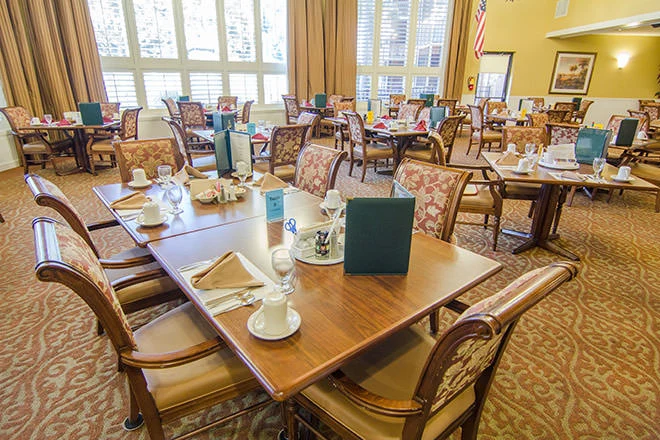 Image of Brookdale Lake Tavares (2)