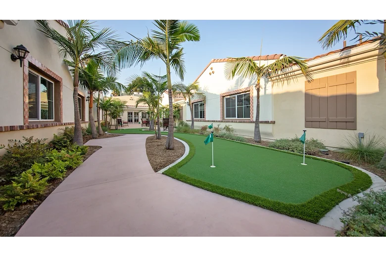 Image of Regency Palms Oxnard (3)