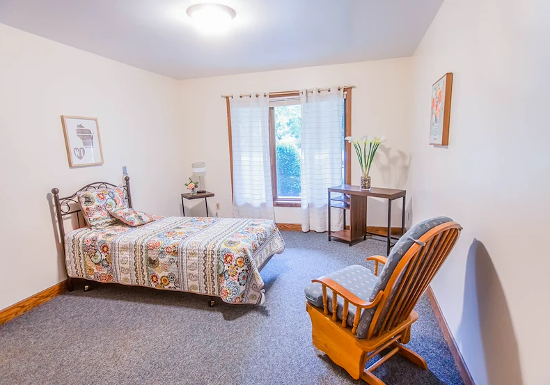 Image of Cottonwood Manor Assisted Living (3)