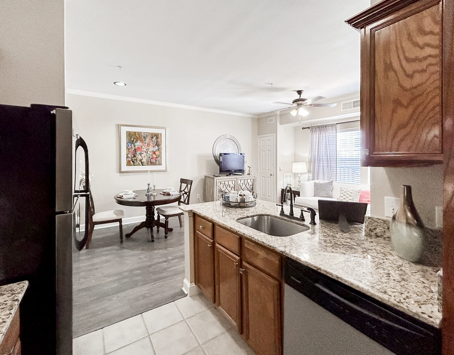 Image of Unbridled Living of Dallas (7)