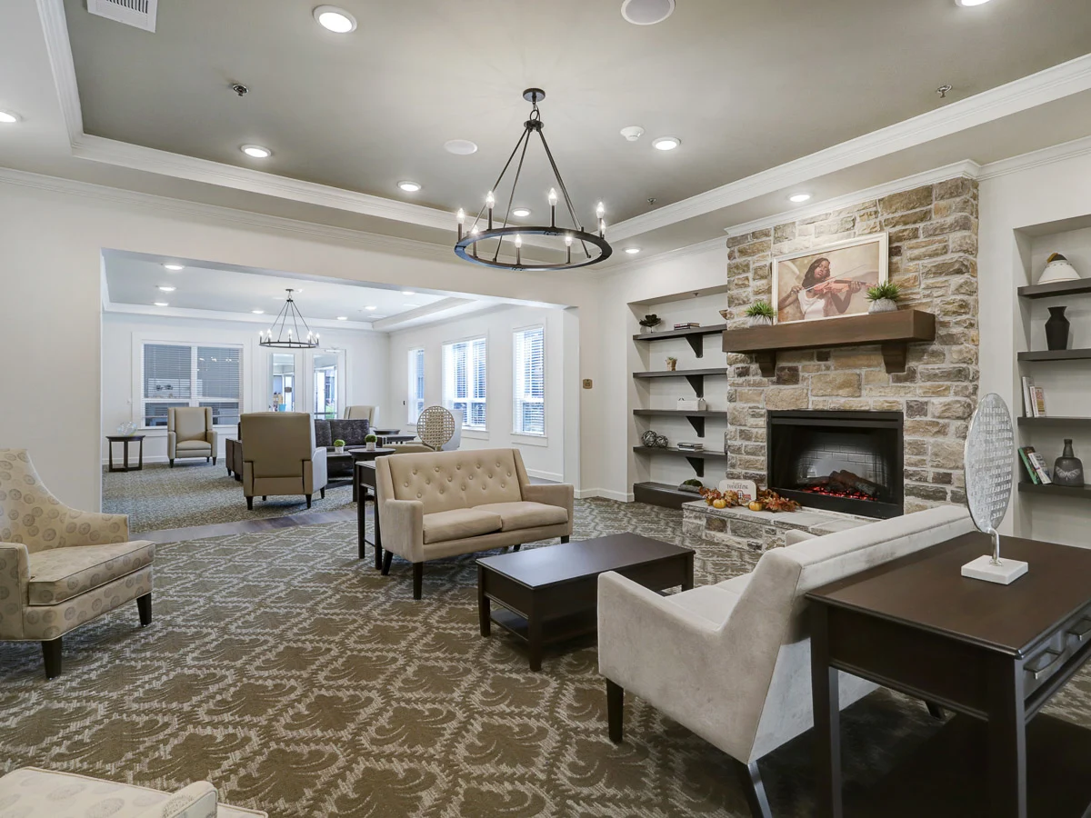 The Lodge at Pine Creek's lounge area