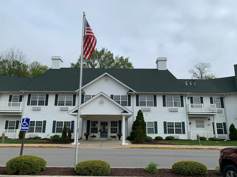 Image of Oak Woods Manor (1)