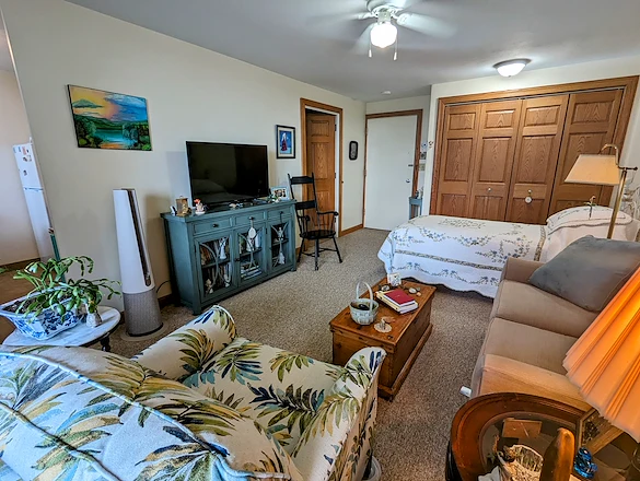 Image of Plum Landing Retirement Community (3)