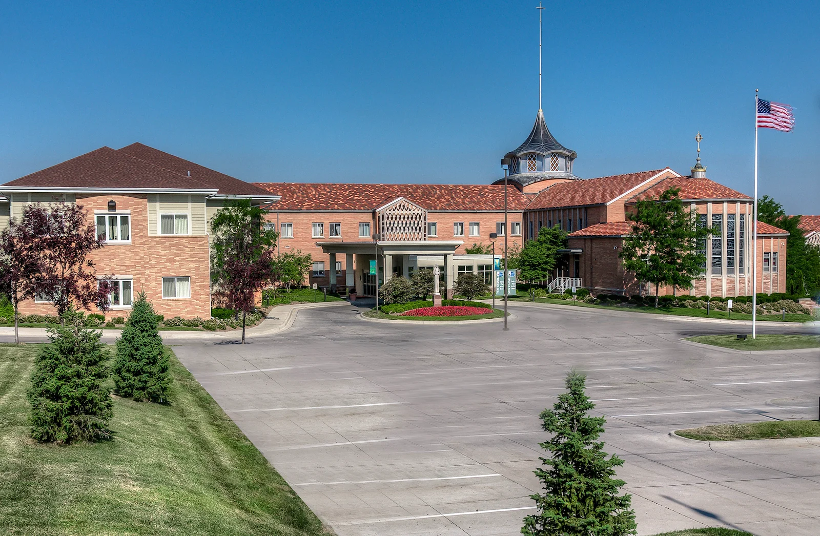 Image of New Cassel Retirement Center (2)