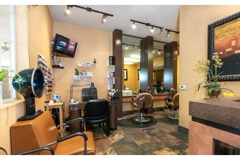 Image of Carefree Senior Living at The Willows (6)