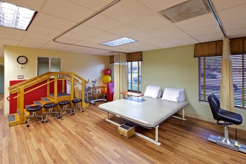 balboa-nursing--rehabilitation-center-image-5