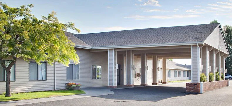 Image of Columbia Crest Center (1)