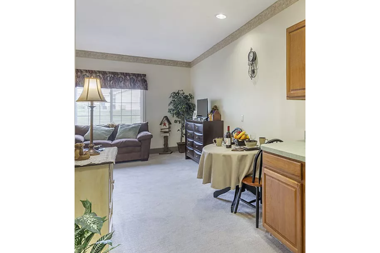 Image of Brookdale Grayson (9)
