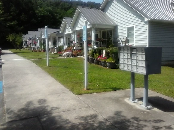 Image of Lakeview Estate (2)